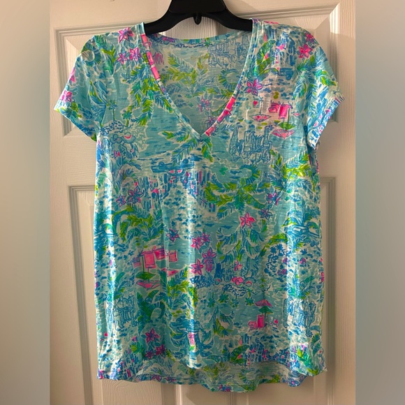 Lilly Pulitzer Tops - LILLY PULITZER Etta V-Neck Top
